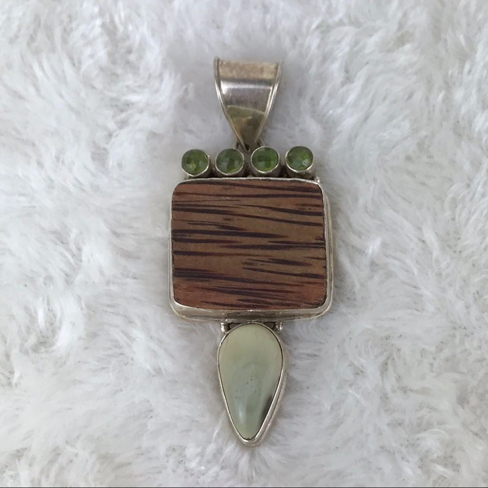 Vtg 925 Silver Wood Green Stones Pendant